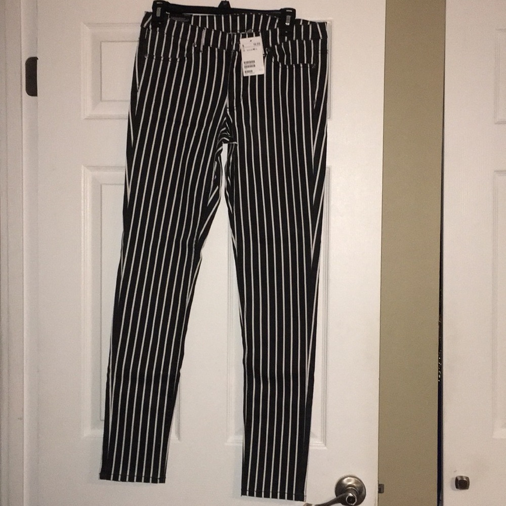 Black & White Striped Super Slim Cut Pants Sz 10